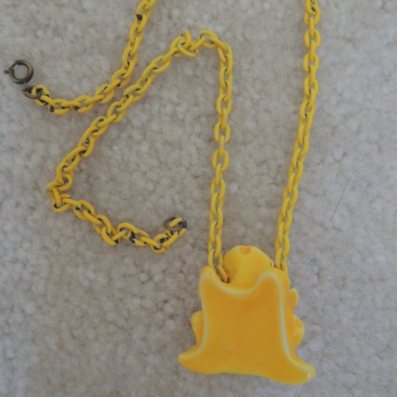 Necklace Hand Painted Yellow Frog Pendant on Yellow Chain Vtg 1960s - Jewel Box - Picture 6 of 9